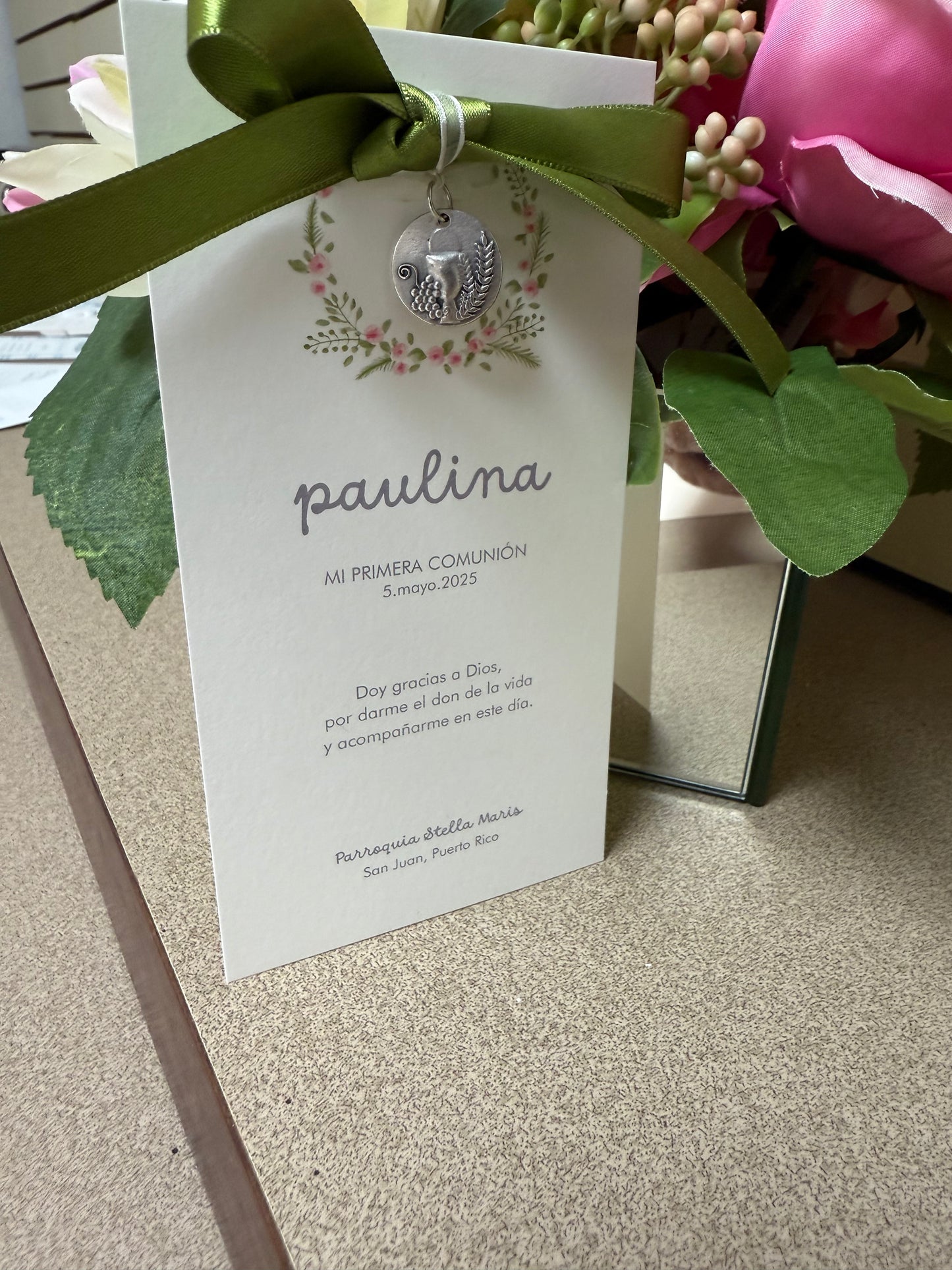 Bookmark Girl Wreath with Medal